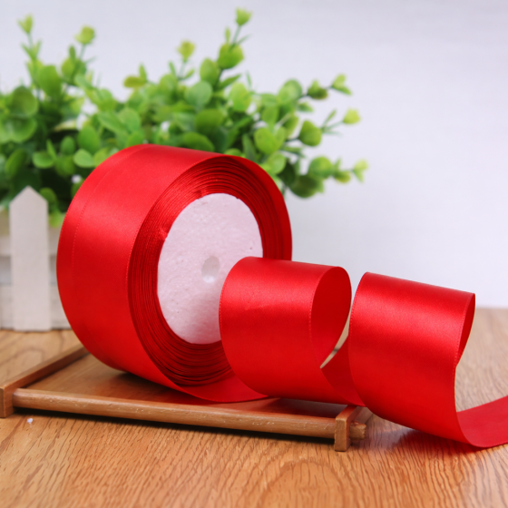 Satenska traka crvena 25mm